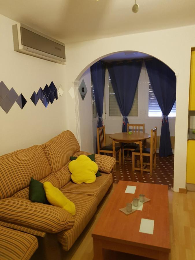 Apartamento Frente Al Mar โรเกตัสเดมาร์ ภายนอก รูปภาพ
