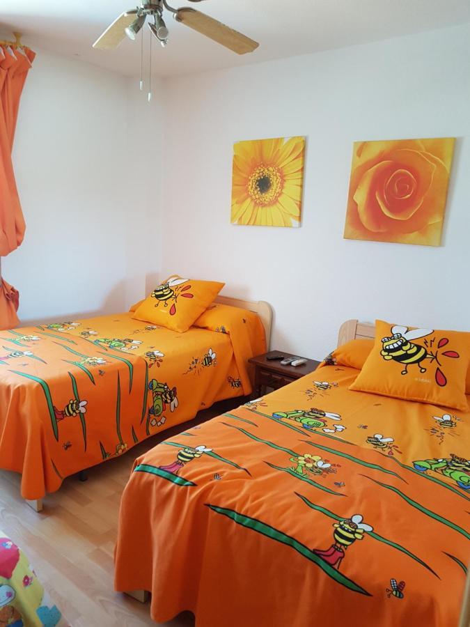 Apartamento Frente Al Mar โรเกตัสเดมาร์ ภายนอก รูปภาพ